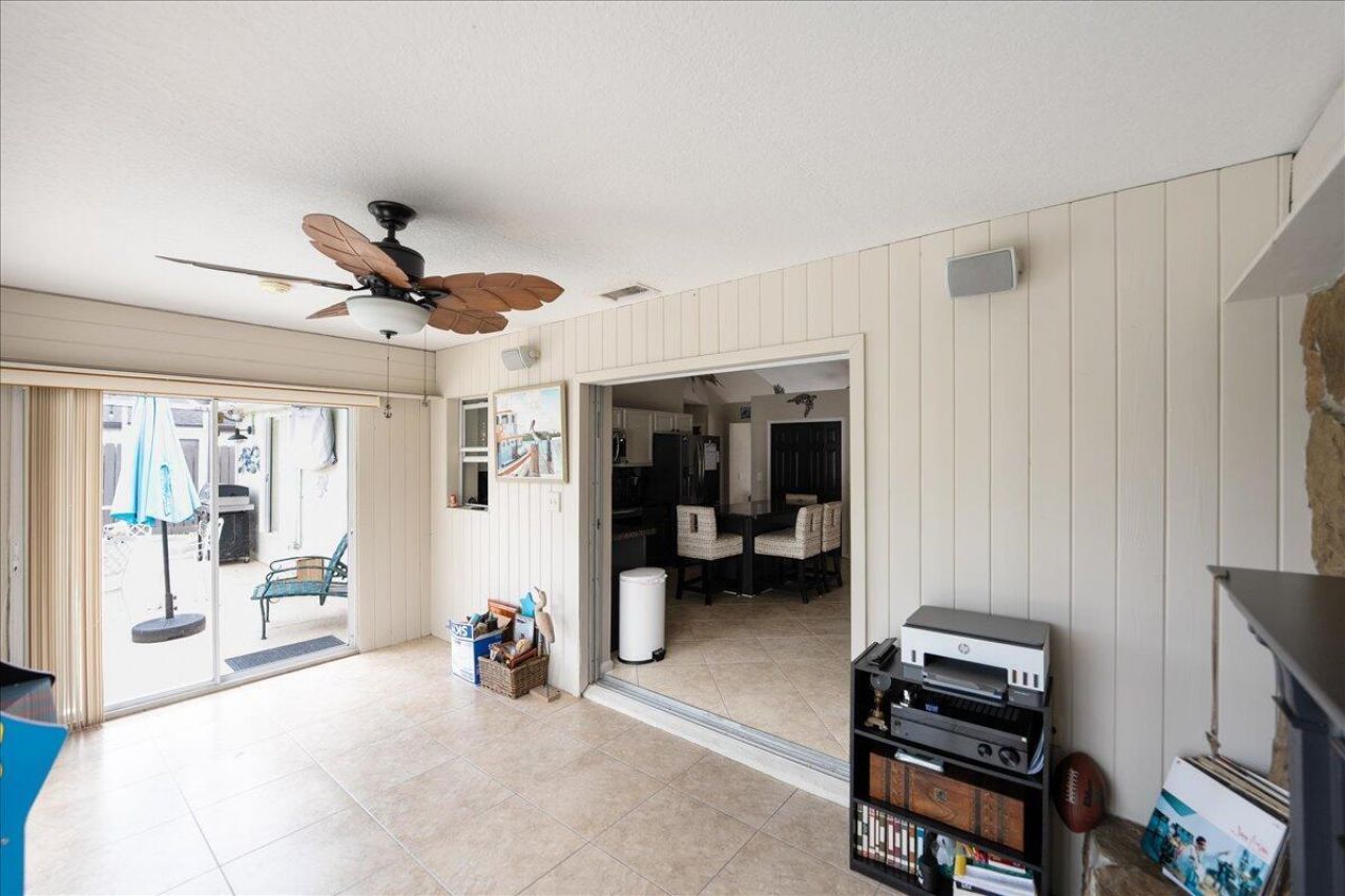 279 SW Glenwood Drive, Port Saint Lucie, FL 34984 Photo