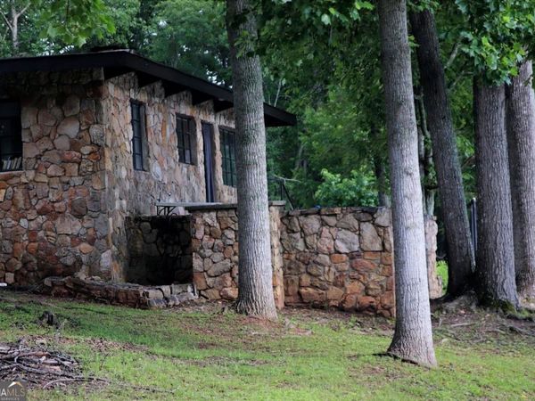 415 Walton Road, Barnesville, GA 30204