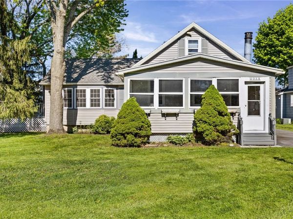 311 Cobb Terrace , Rochester, NY 14620