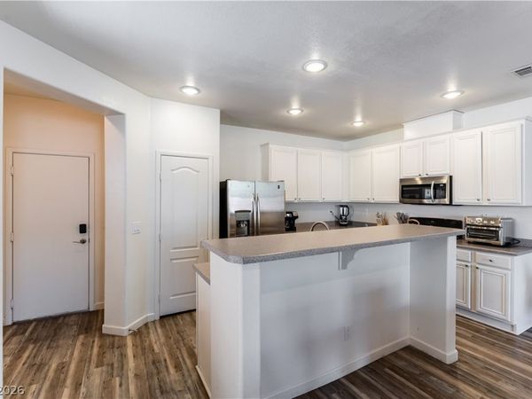 1362 Grass Creek Avenue , Unit 2, Henderson, NV 89012