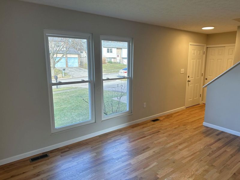 3837 Chickory Avenue, Columbus, OH 43230 Photo 5