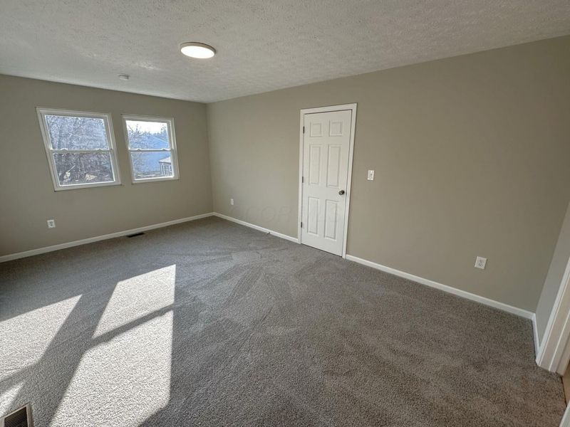 3837 Chickory Avenue, Columbus, OH 43230 Photo 7