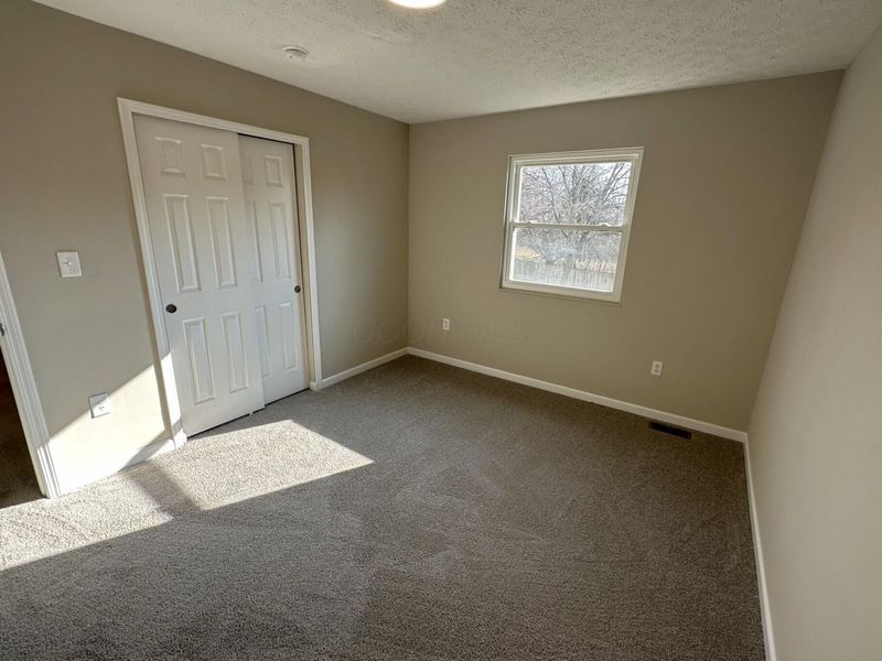 3837 Chickory Avenue, Columbus, OH 43230 Photo 8
