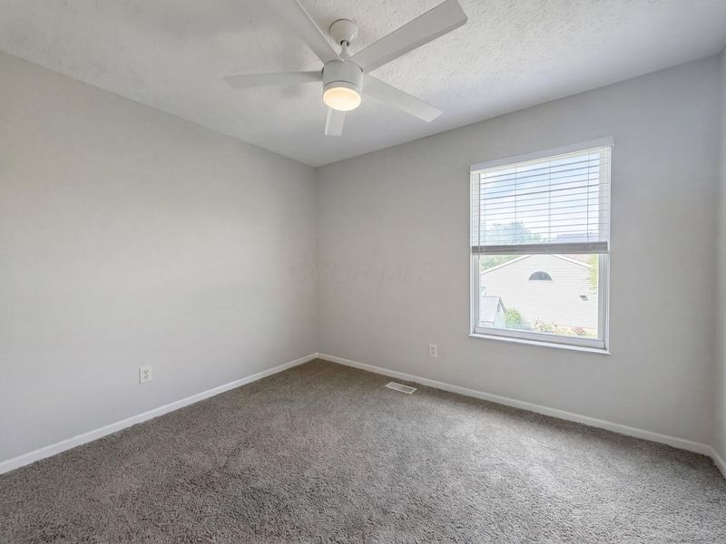 7296 Candlestone Drive , Reynoldsburg, OH 43068 Photo 14