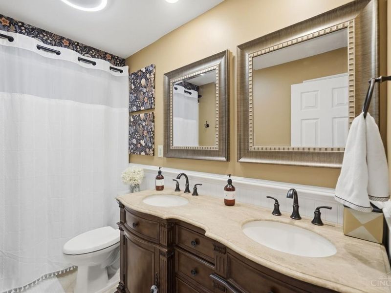 7012 Valley Falls Court, Liberty Township, OH 45011 Photo 40