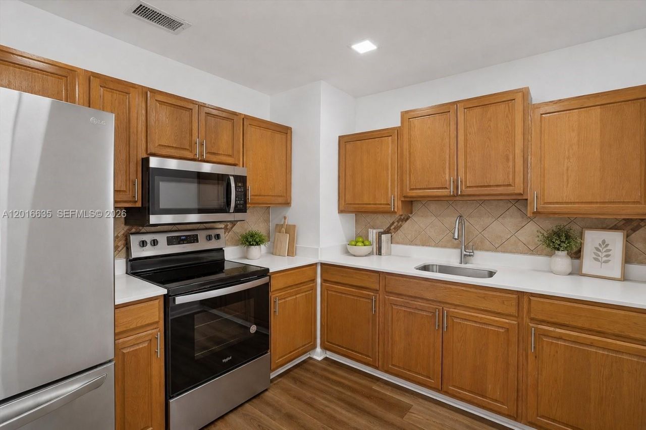2741 NW 172nd Ter , Miami Gardens, FL 33056 Photo