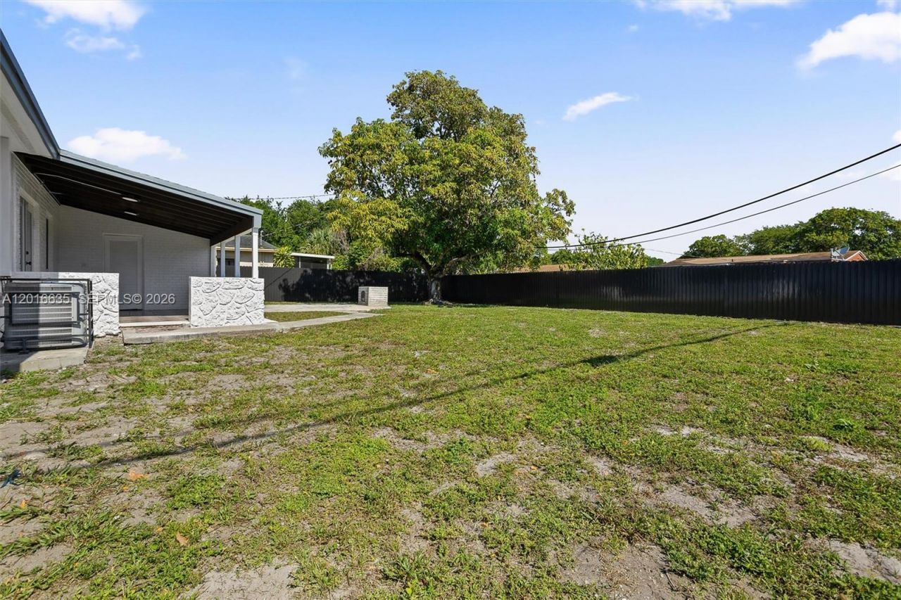 2741 NW 172nd Ter , Miami Gardens, FL 33056 Photo