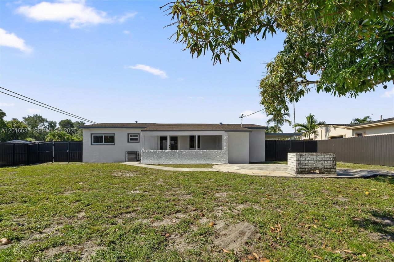 2741 NW 172nd Ter , Miami Gardens, FL 33056 Photo