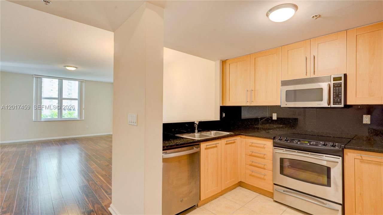 511 SE 5th Ave , Unit 823, Fort Lauderdale, FL 33301 Photo