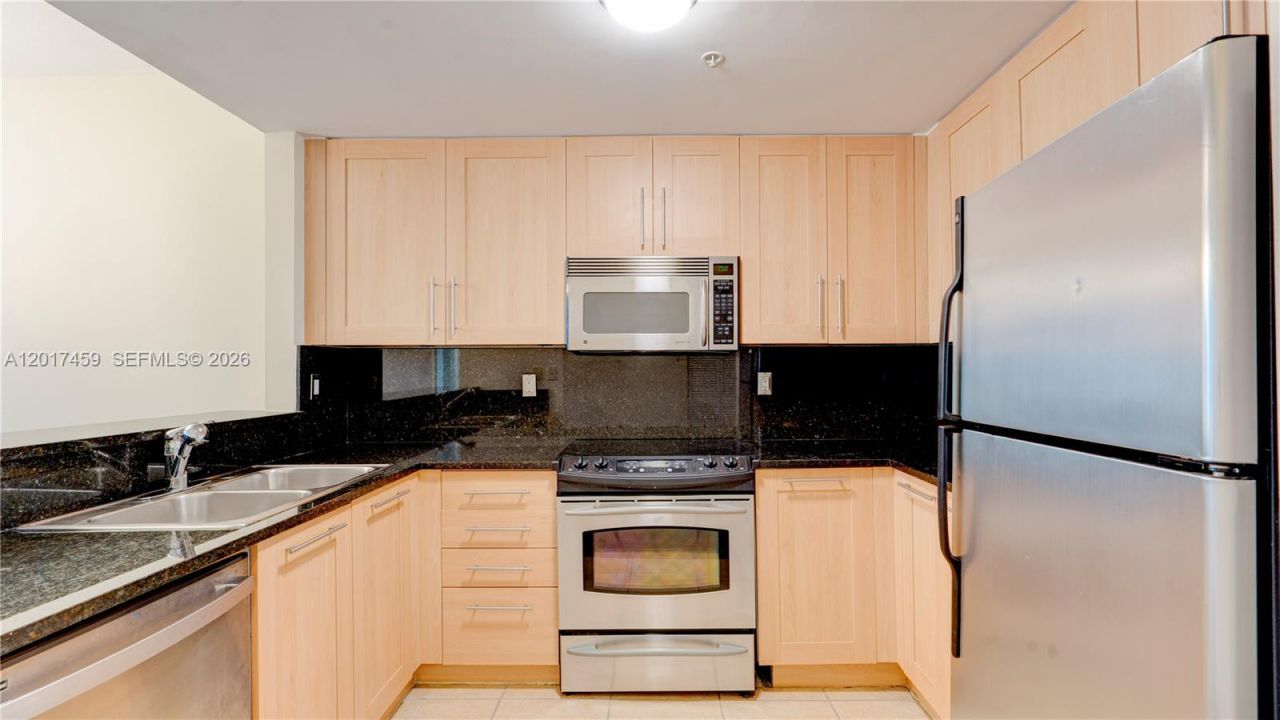 511 SE 5th Ave , Unit 823, Fort Lauderdale, FL 33301 Photo