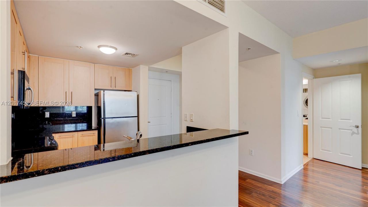 511 SE 5th Ave , Unit 823, Fort Lauderdale, FL 33301 Photo