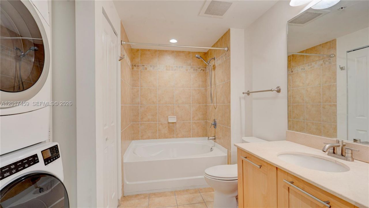 511 SE 5th Ave , Unit 823, Fort Lauderdale, FL 33301 Photo