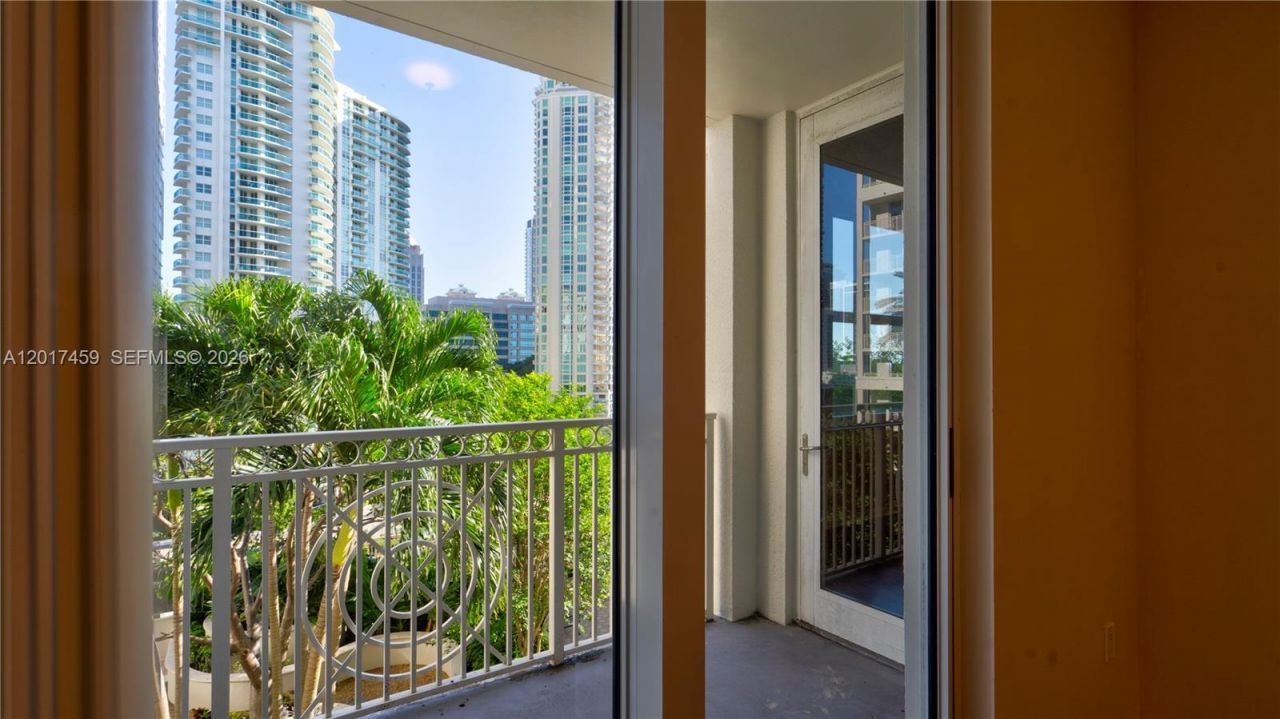 511 SE 5th Ave , Unit 823, Fort Lauderdale, FL 33301 Photo