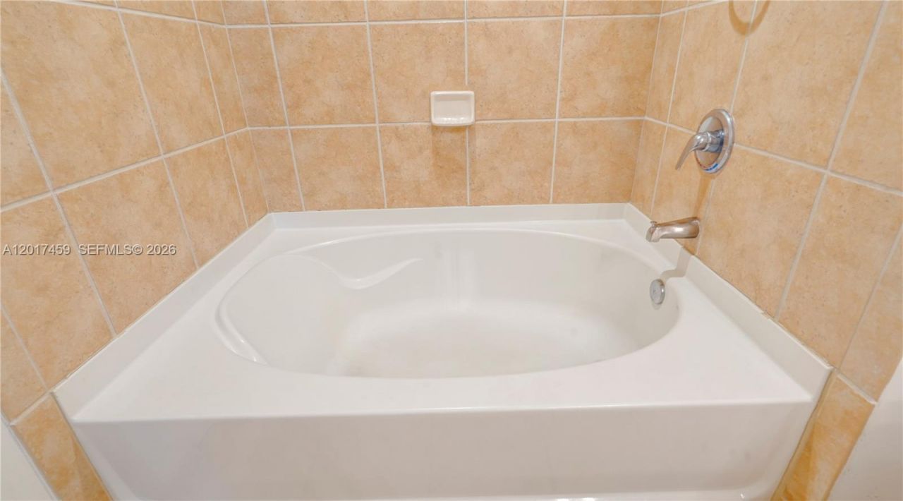 511 SE 5th Ave , Unit 823, Fort Lauderdale, FL 33301 Photo