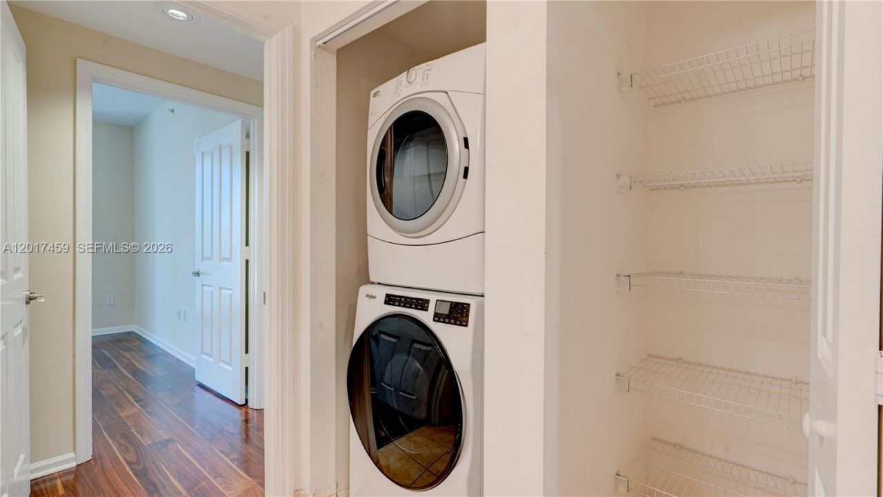 511 SE 5th Ave , Unit 823, Fort Lauderdale, FL 33301 Photo