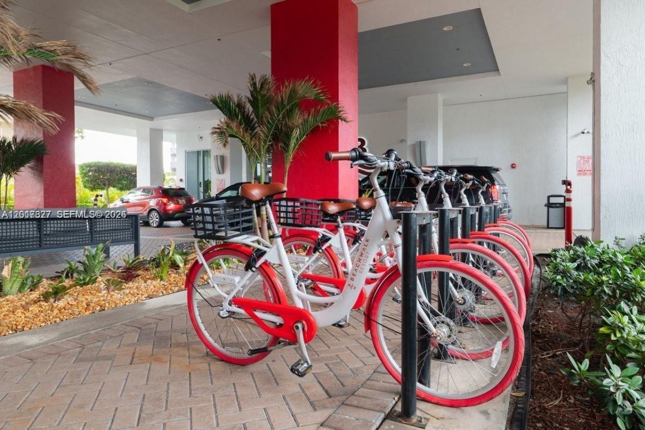 2602 E Hallandale Beach Blvd , Unit R1109, Hallandale Beach, FL 33009 Photo