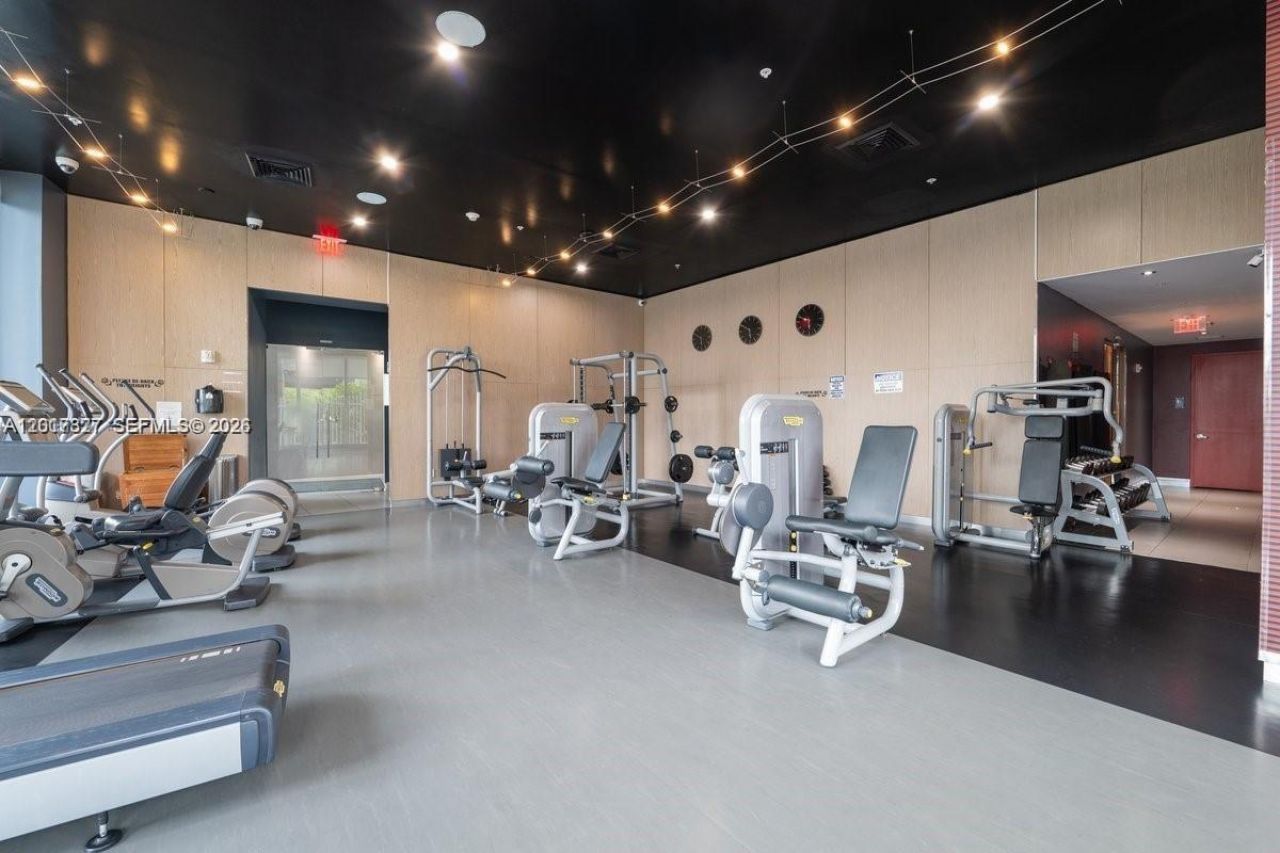 2602 E Hallandale Beach Blvd , Unit R1109, Hallandale Beach, FL 33009 Photo