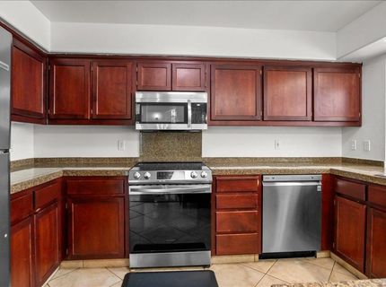 3433 Des Moines Dr, Stockton, CA 95209 Photo