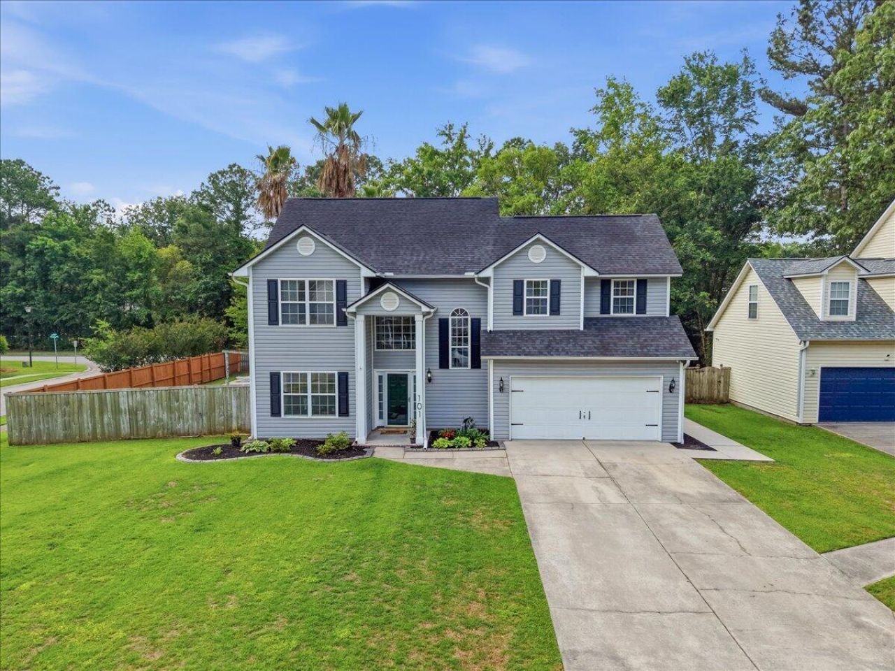 101 Chatfield Circle Photo 1