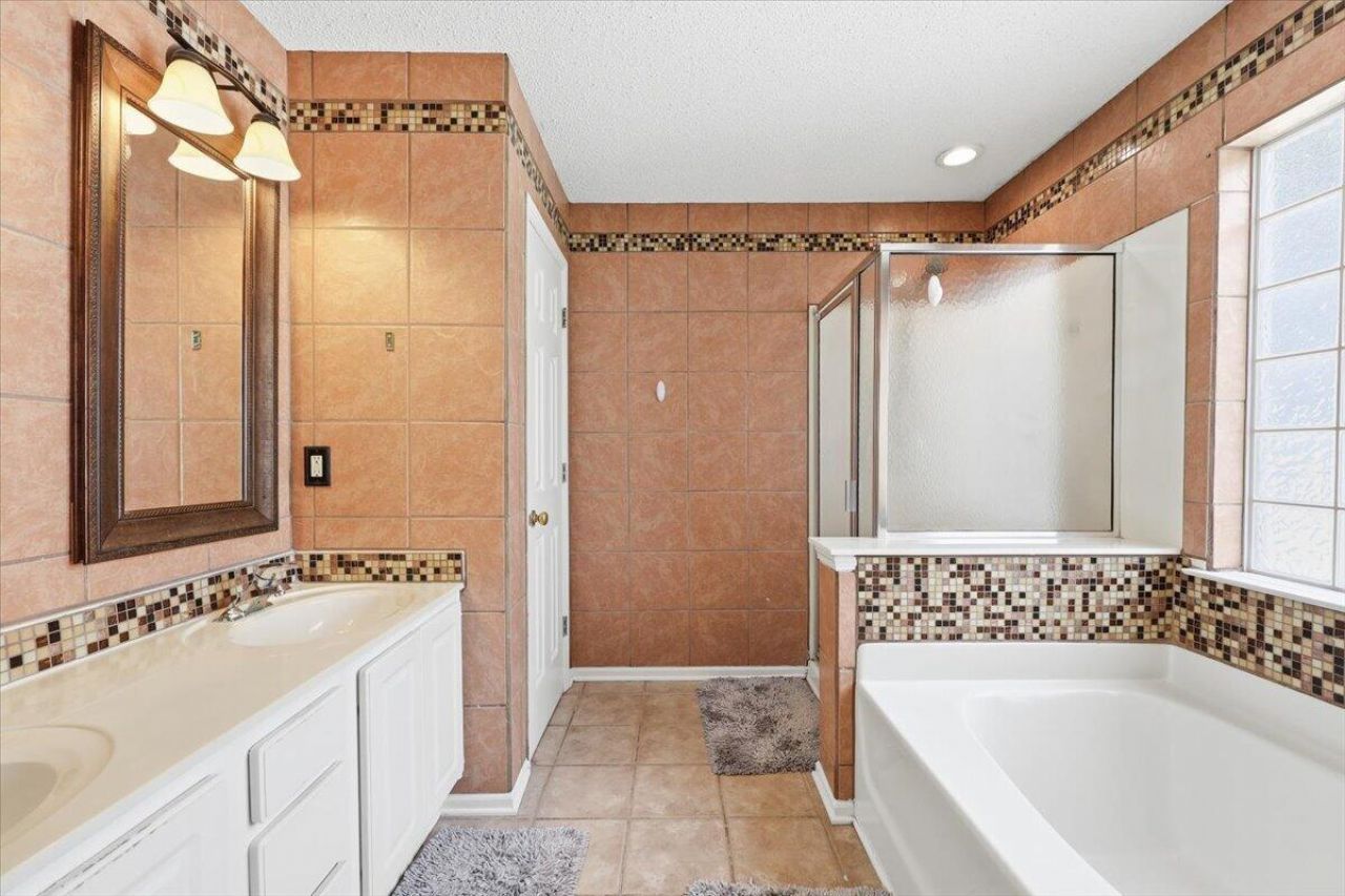 101 Chatfield Circle Photo 30