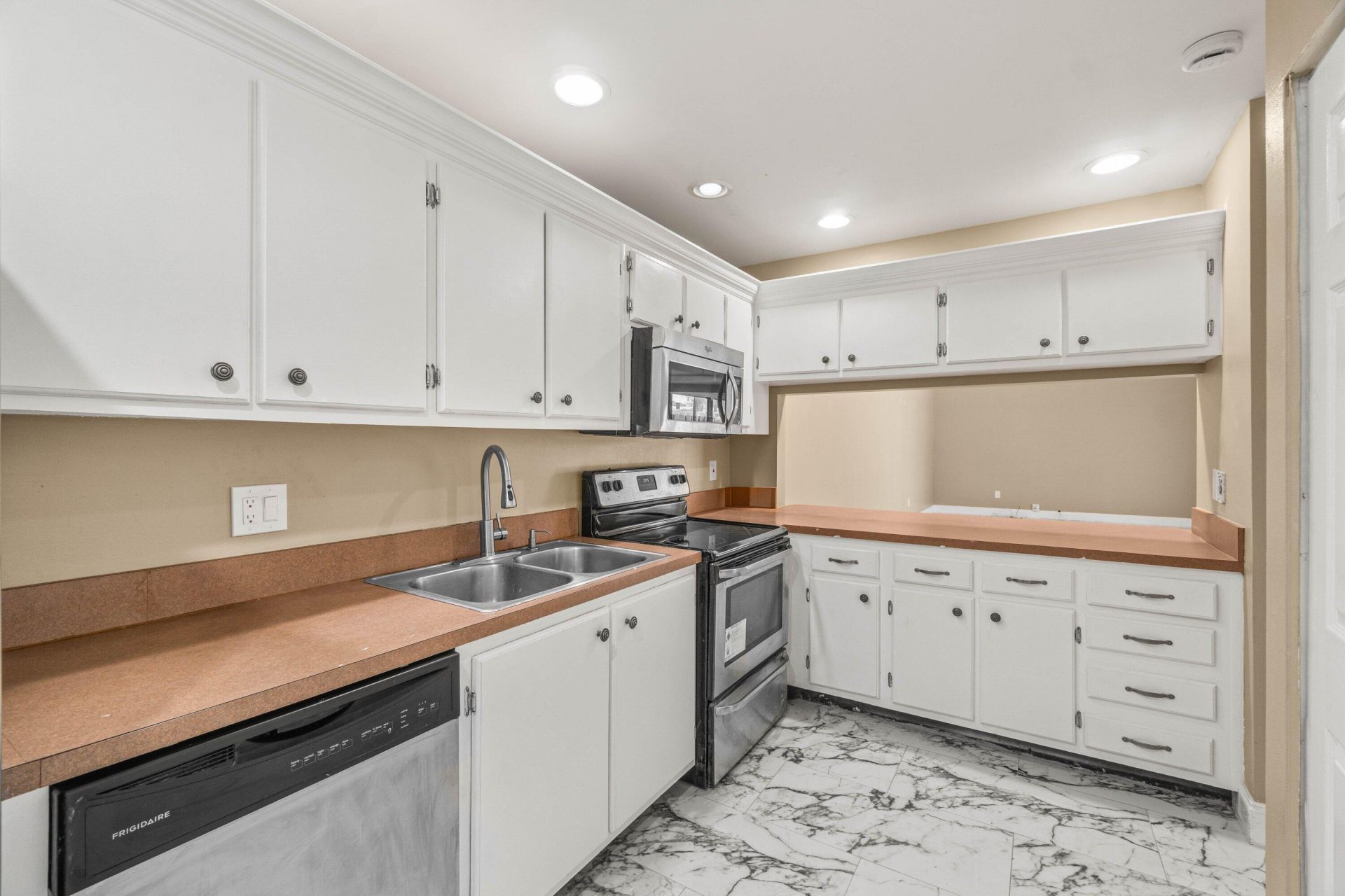 4585 Holly Lake Drive, Lake Worth, FL 33463 Photo