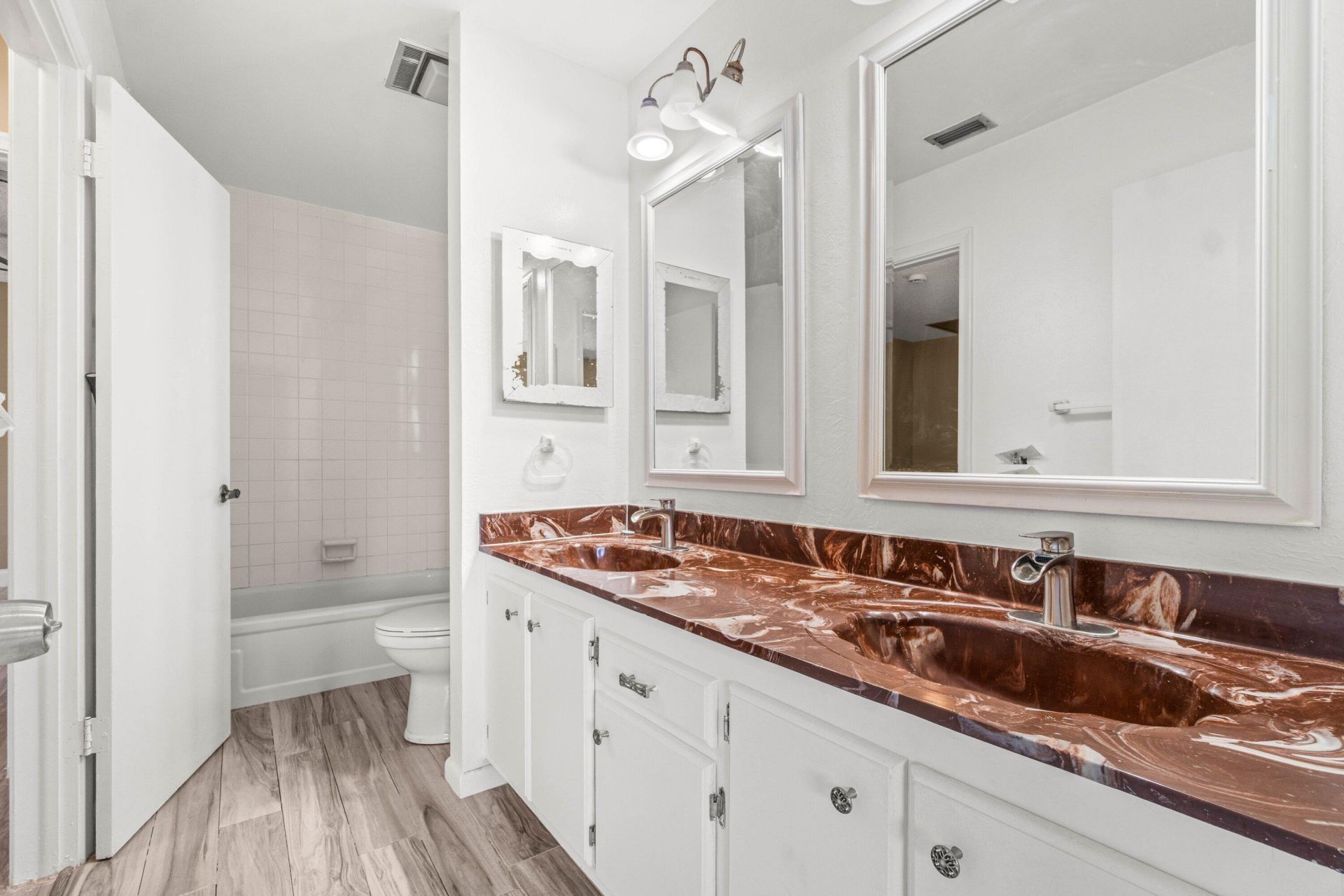 4585 Holly Lake Drive, Lake Worth, FL 33463 Photo