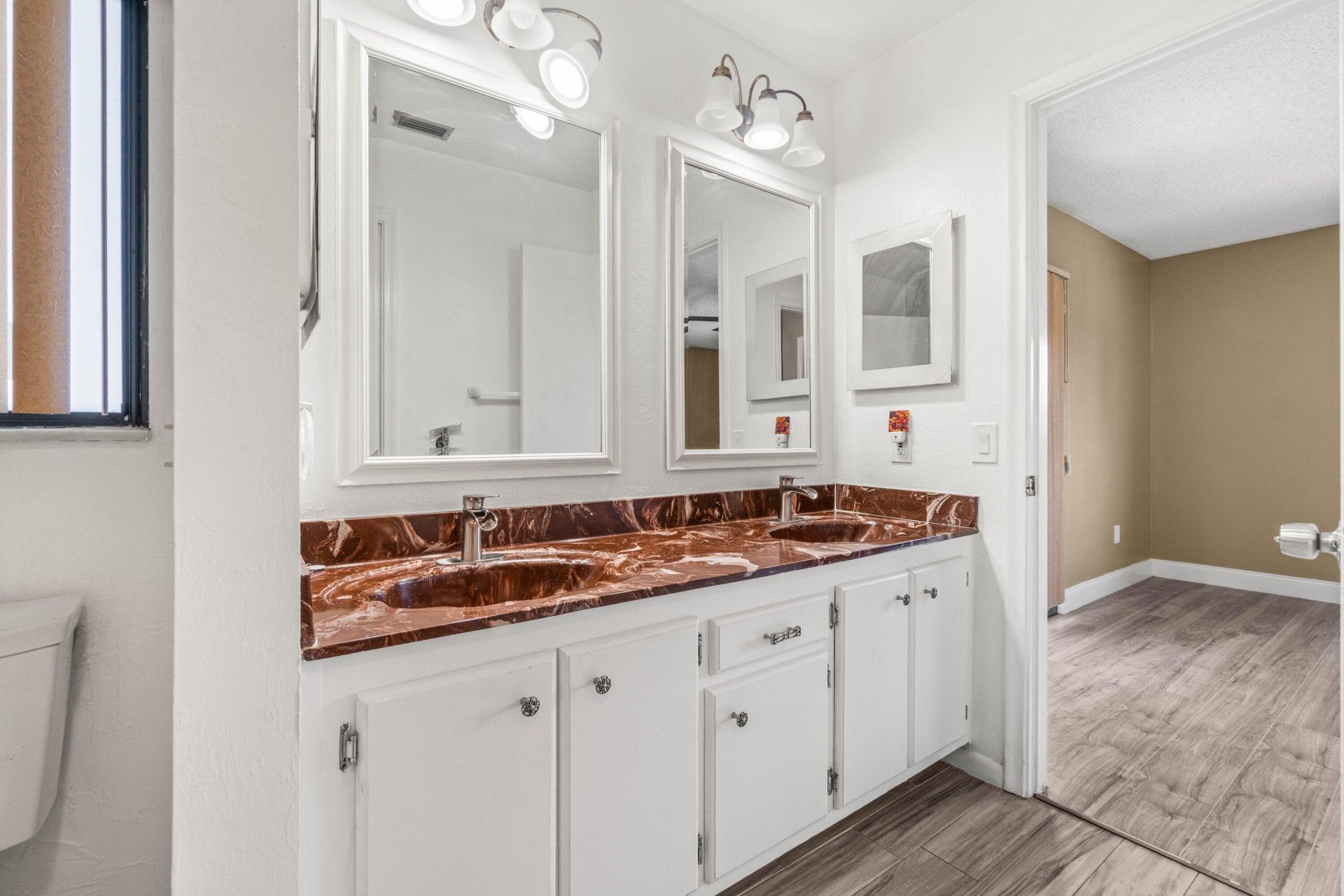 4585 Holly Lake Drive, Lake Worth, FL 33463 Photo
