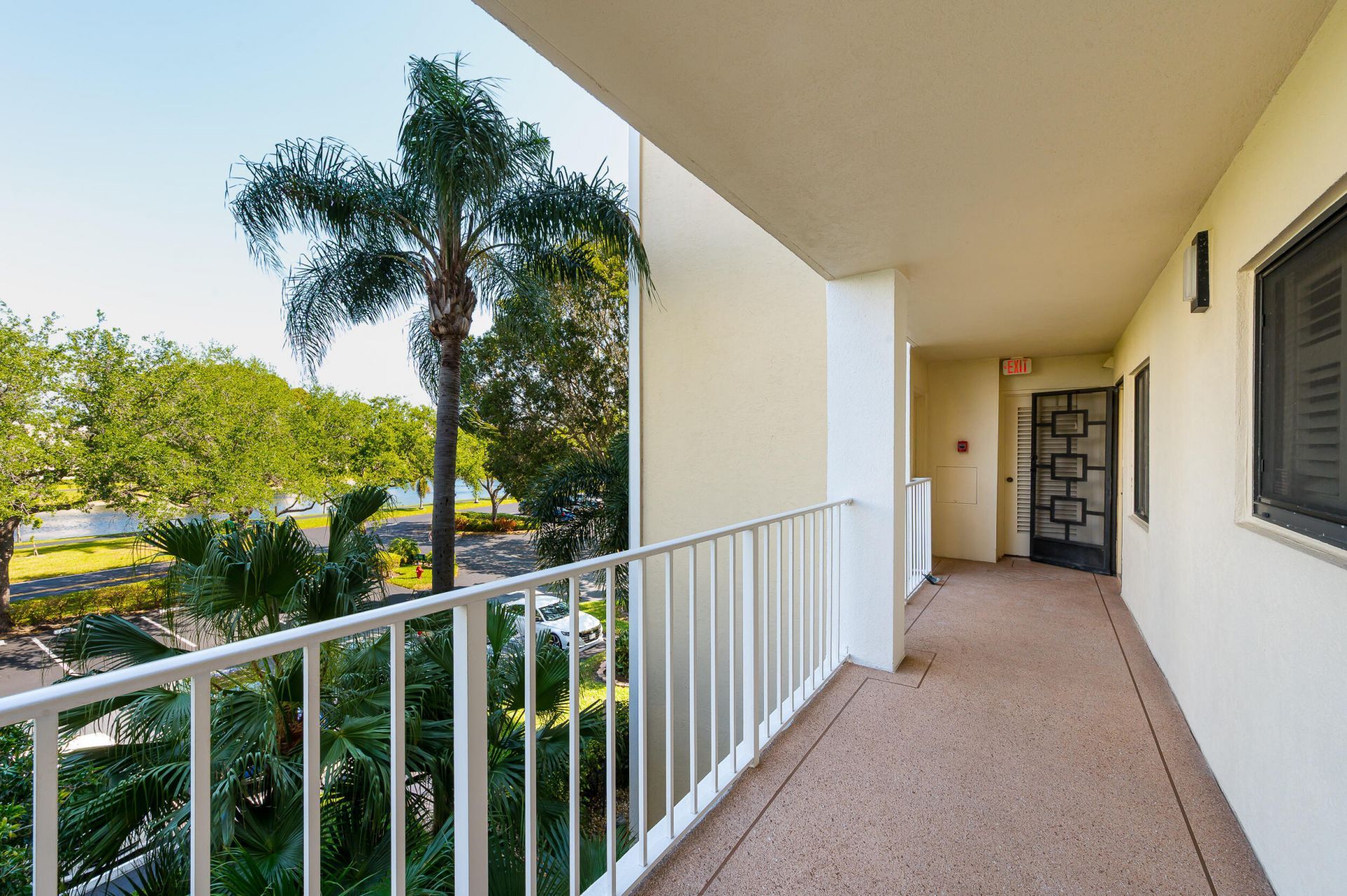7290 Kinghurst Drive, Unit 301, Delray Beach, FL 33446 Photo