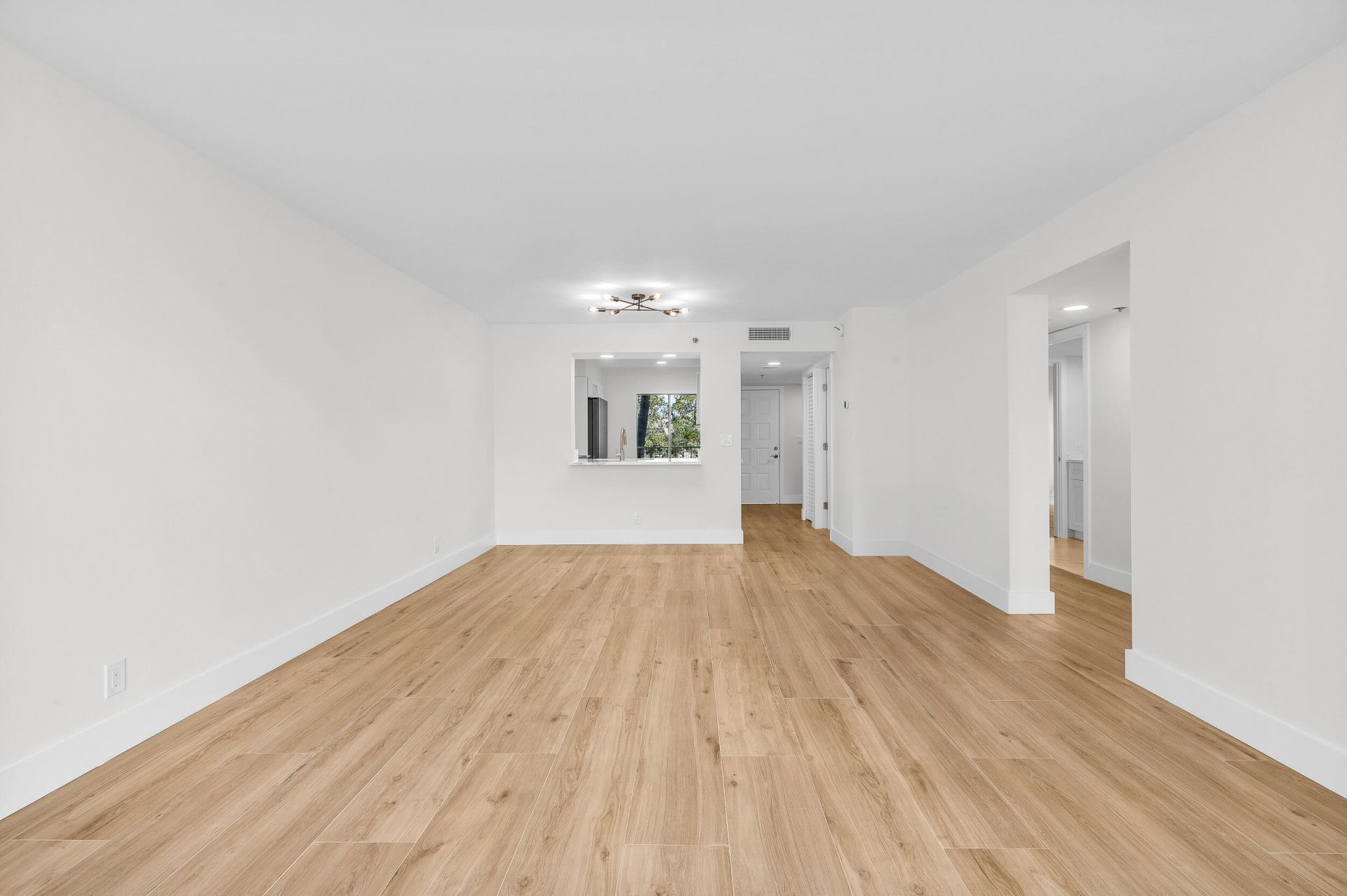 7290 Kinghurst Drive, Unit 301, Delray Beach, FL 33446 Photo