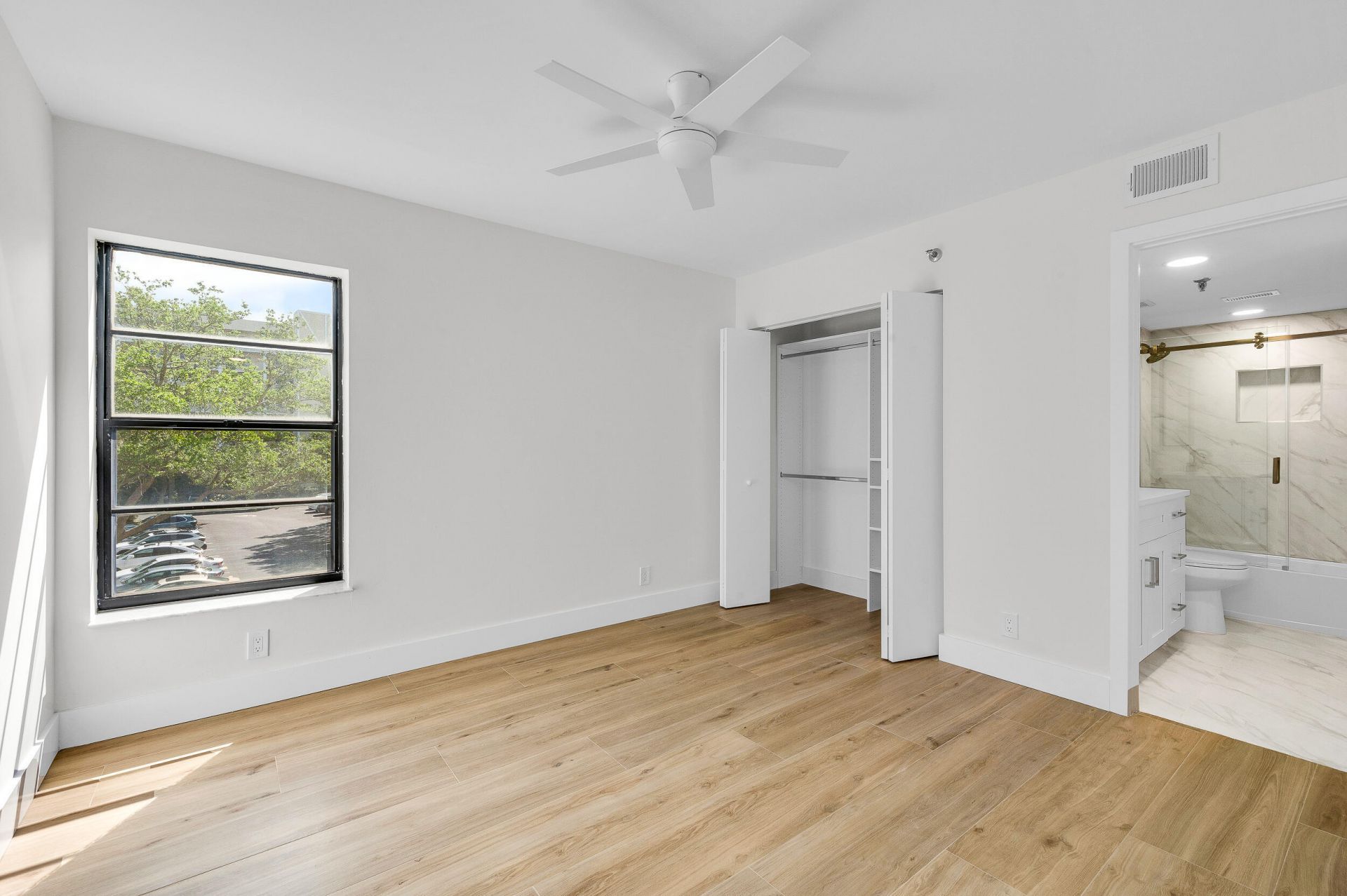 7290 Kinghurst Drive, Unit 301, Delray Beach, FL 33446 Photo