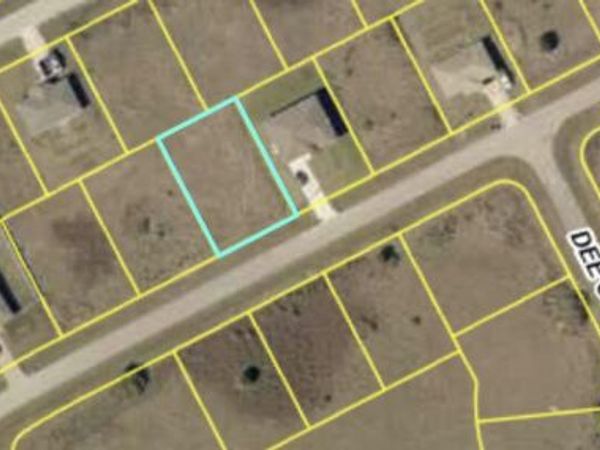 9046 Meadow Circle, LaBelle, FL 33935