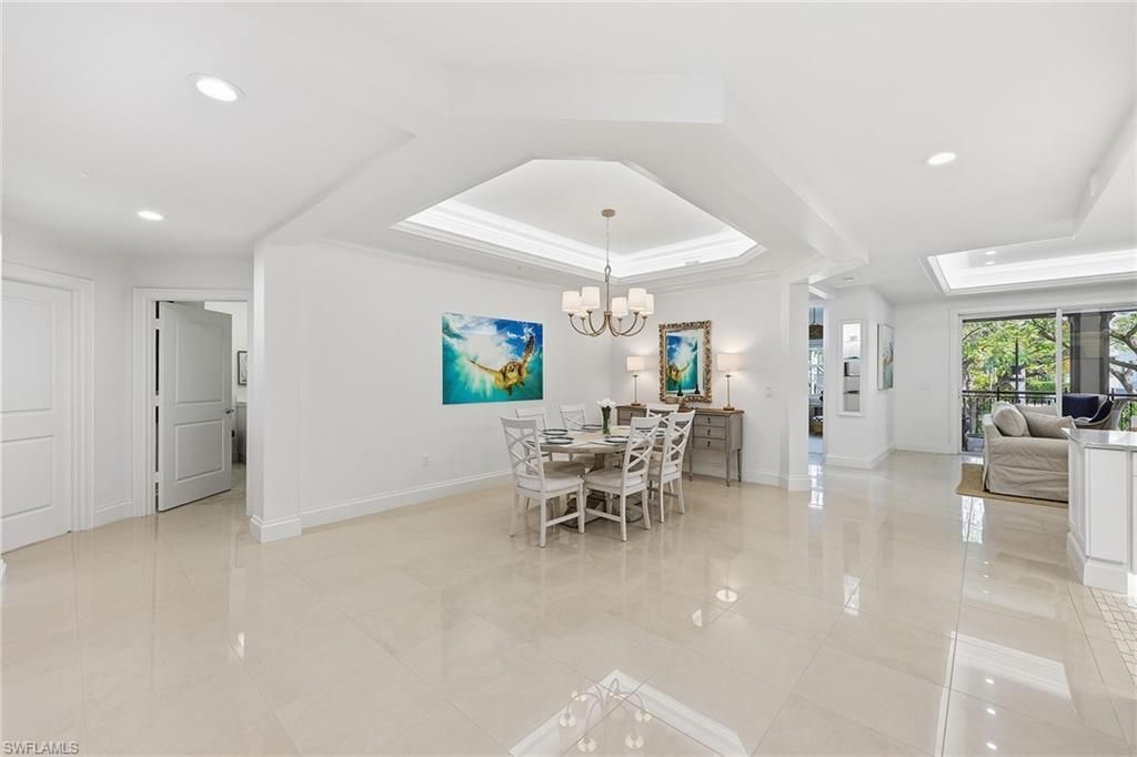 411 6th St S, Unit 202, Naples, FL 34102 Photo