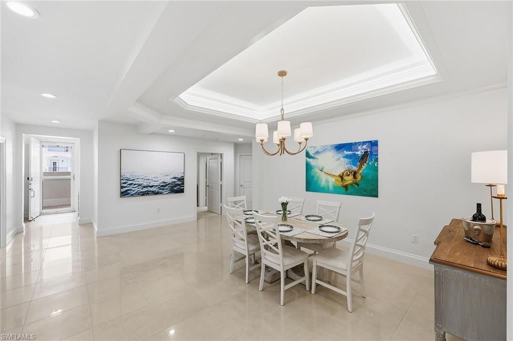 411 6th St S, Unit 202, Naples, FL 34102 Photo