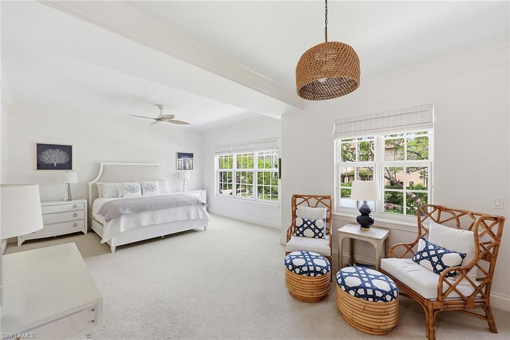 411 6th St S, Unit 202, Naples, FL 34102 Photo