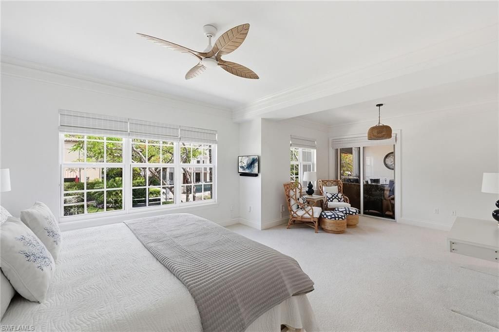 411 6th St S, Unit 202, Naples, FL 34102 Photo