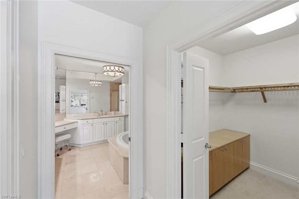 411 6th St S, Unit 202, Naples, FL 34102 Photo