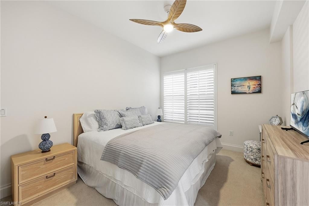 411 6th St S, Unit 202, Naples, FL 34102 Photo