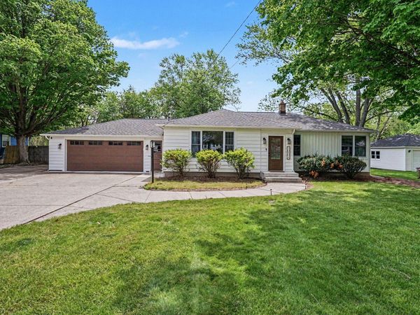 10504 Mary Ann Street, Zeeland, MI 49464
