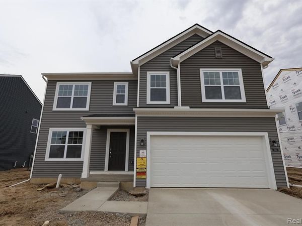 642 Harvest Way , Chelsea, MI 48118