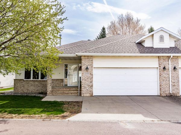 2451 Madison Square Drive S, Fargo, ND 58104