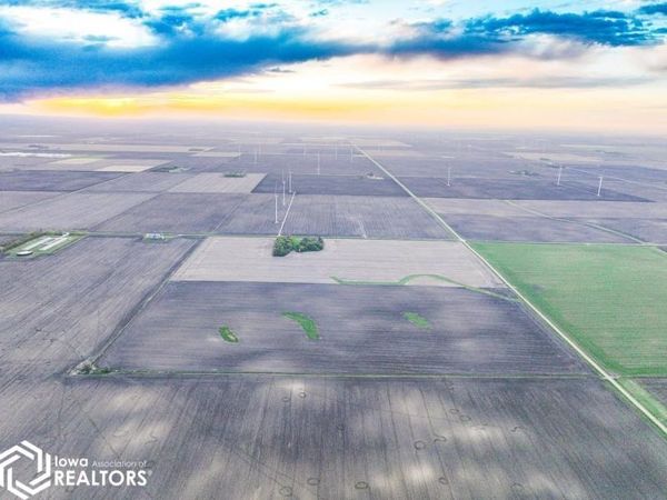 County Highway N26, Graettinger, IA 51342
