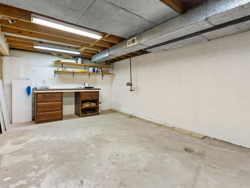 3614 Rochfort Bridge , Columbus, OH 43221 Photo 14
