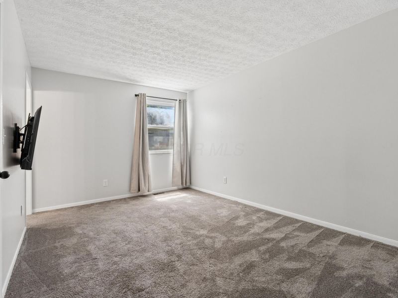 3614 Rochfort Bridge , Columbus, OH 43221 Photo 17
