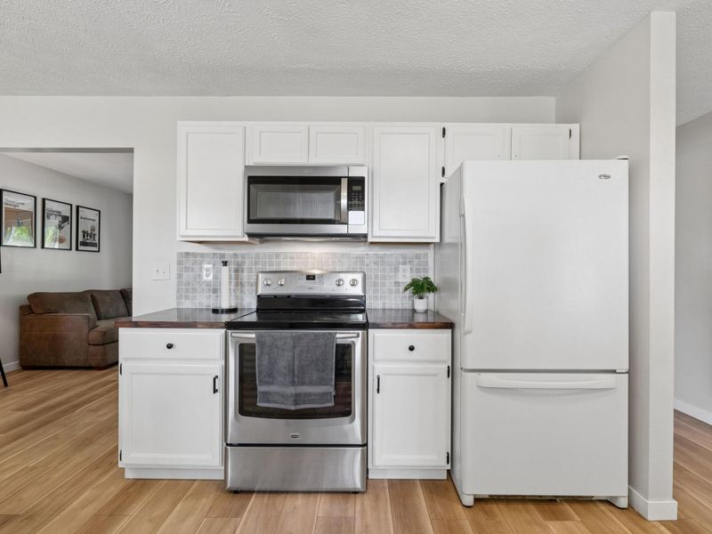 3614 Rochfort Bridge , Columbus, OH 43221 Photo 6