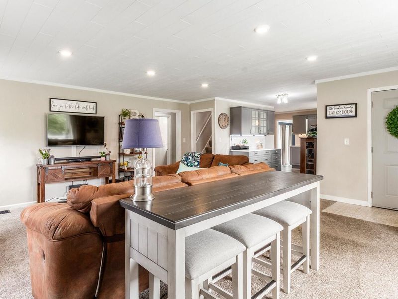 714 Lakeshore Drive E, Hebron, OH 43025 Photo 9