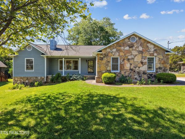 131 Overton Lane, Powell, TN 37849