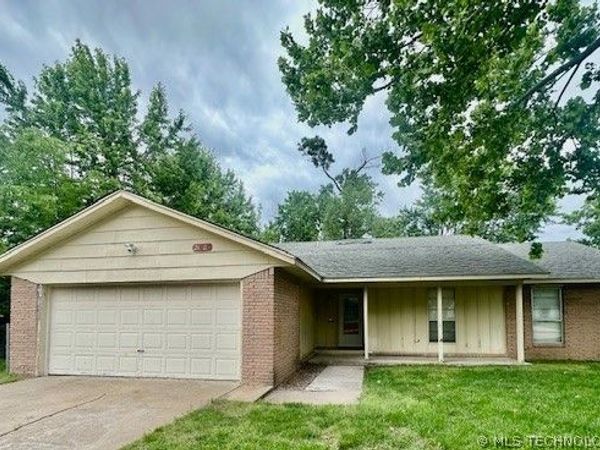 21425 E 31st Place , Broken Arrow, OK 74014