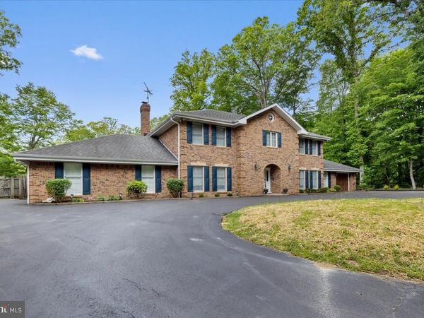 3901 LAKESIDE COURT, DUNKIRK, MD 20754