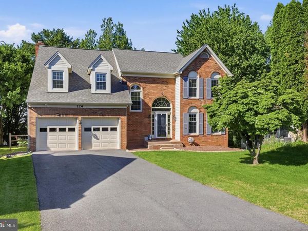 124 ENGLEFIELD DRIVE, GAITHERSBURG, MD 20878