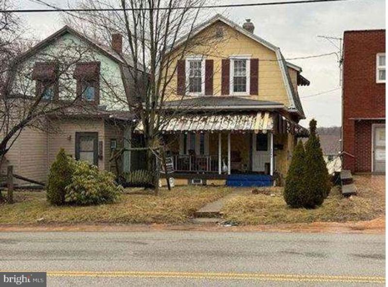 2204 FREEPORT ROAD, NEW KENSINGTON, PA 15068